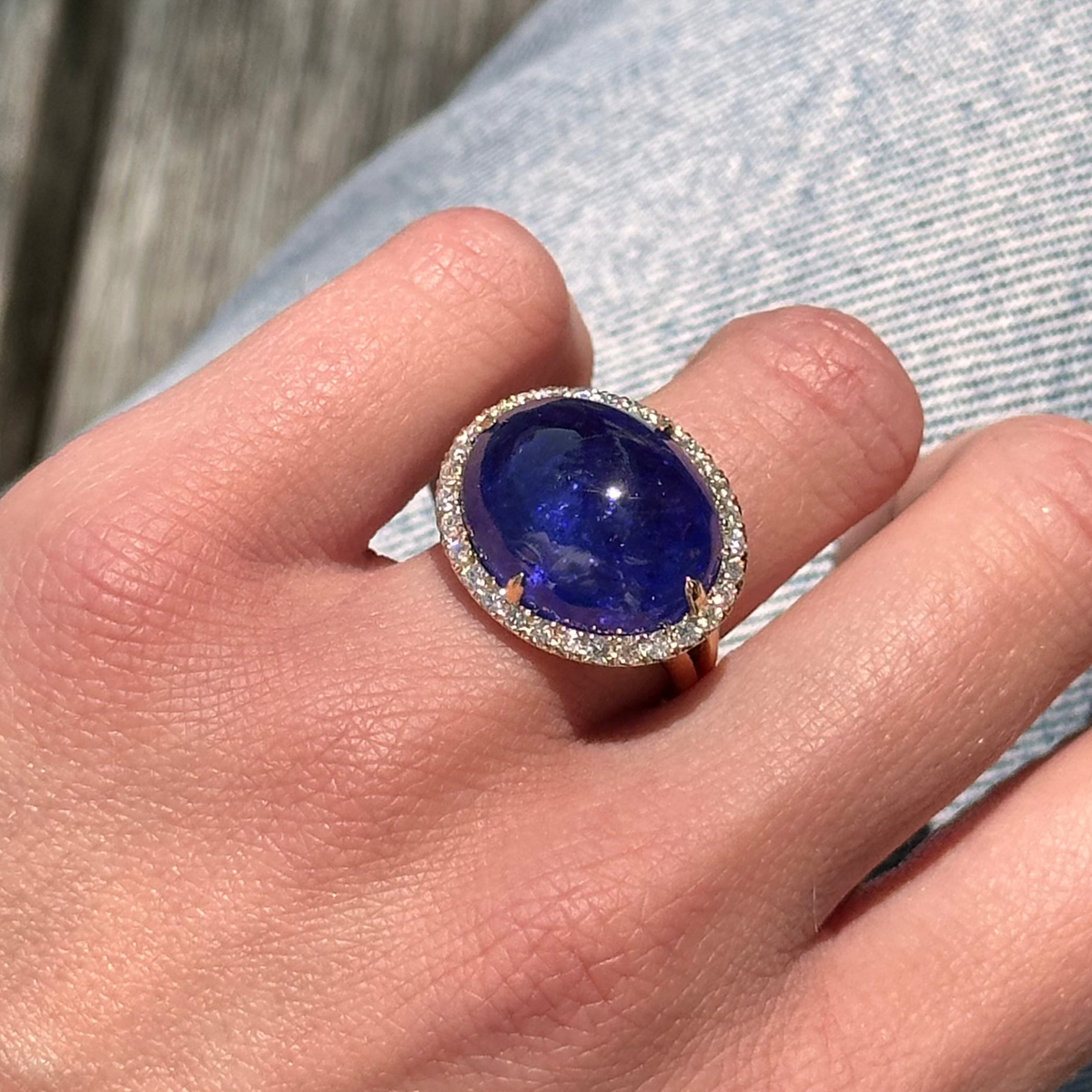 Afurst-sole-ring-tanzanite-diamonds-yellow-gold-A2401GTA1
