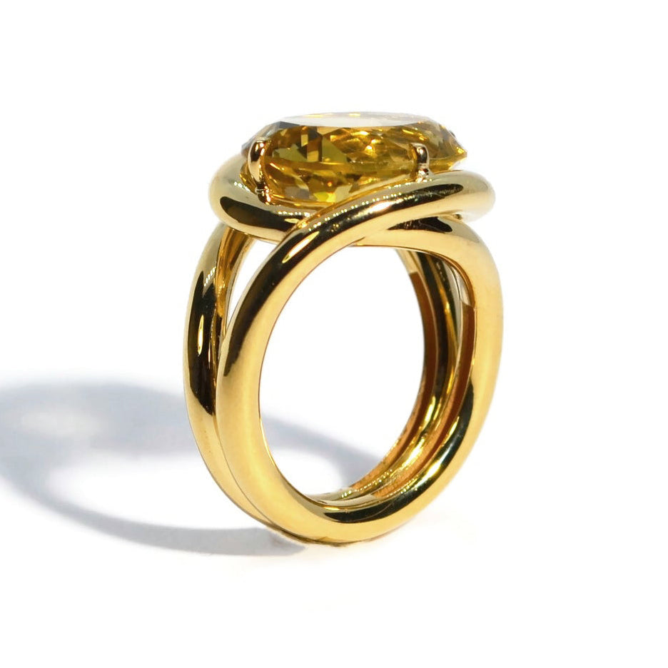 a-and-furst-aera-ring-with-citrine-18k-yellow-gold-A2600GC_2_0cf108ff-5322-43f1-ae42-73567169b568