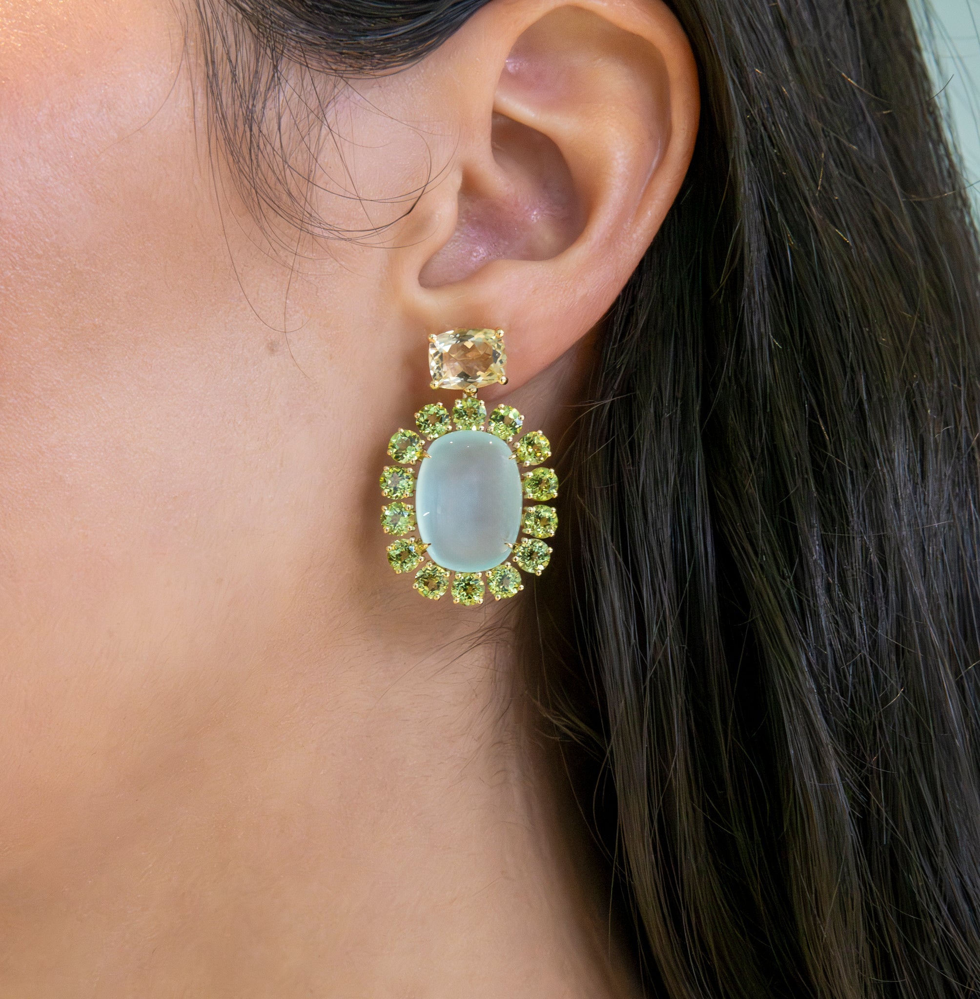 a-and-furst-mismatched-drop-earrings-with-green-chalcedony-peridot-and-citrine-O2003GCVCCO_1