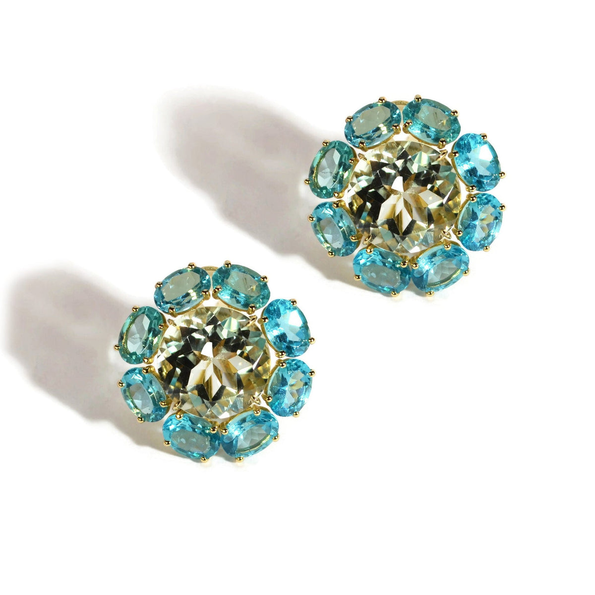 a-furst-sole-button-earrings-with-prasiolite-and-apatite-18k-yellow-gold-O2088GPAP