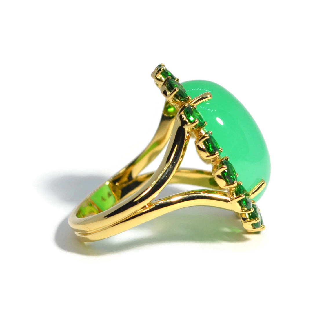a-furst-sole-cocktail-ring-chrysoprase-tsavorite-garnet-18k-yellow-gold-A2018GCRTS