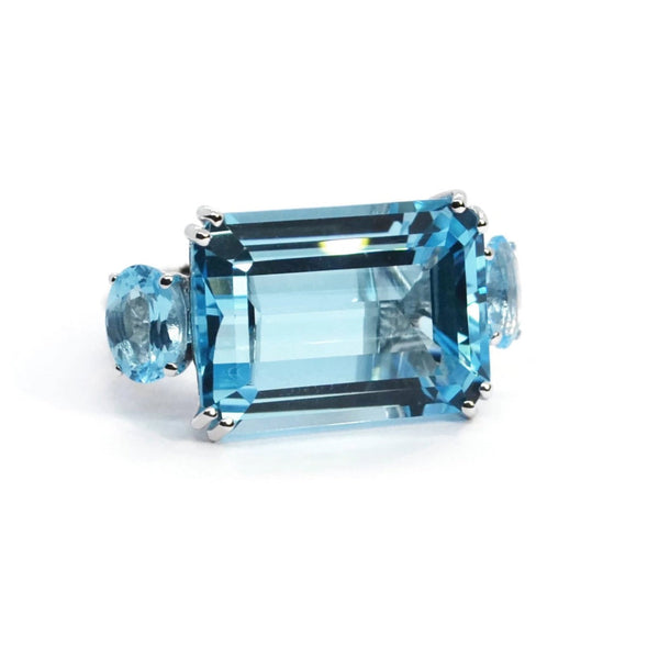 A-FURST-PARTY-COCKTAIL-RING-BLUE-TOPAZ-WHITE-GOLD-A1500BUU