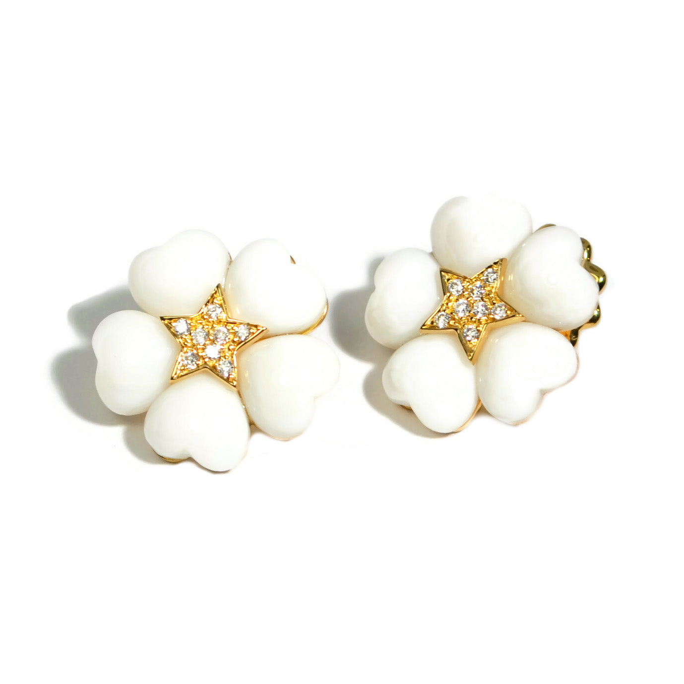 a-furst-fiori-button-earrings-white-coral-diamonds-yellow-gold-O15GKB1