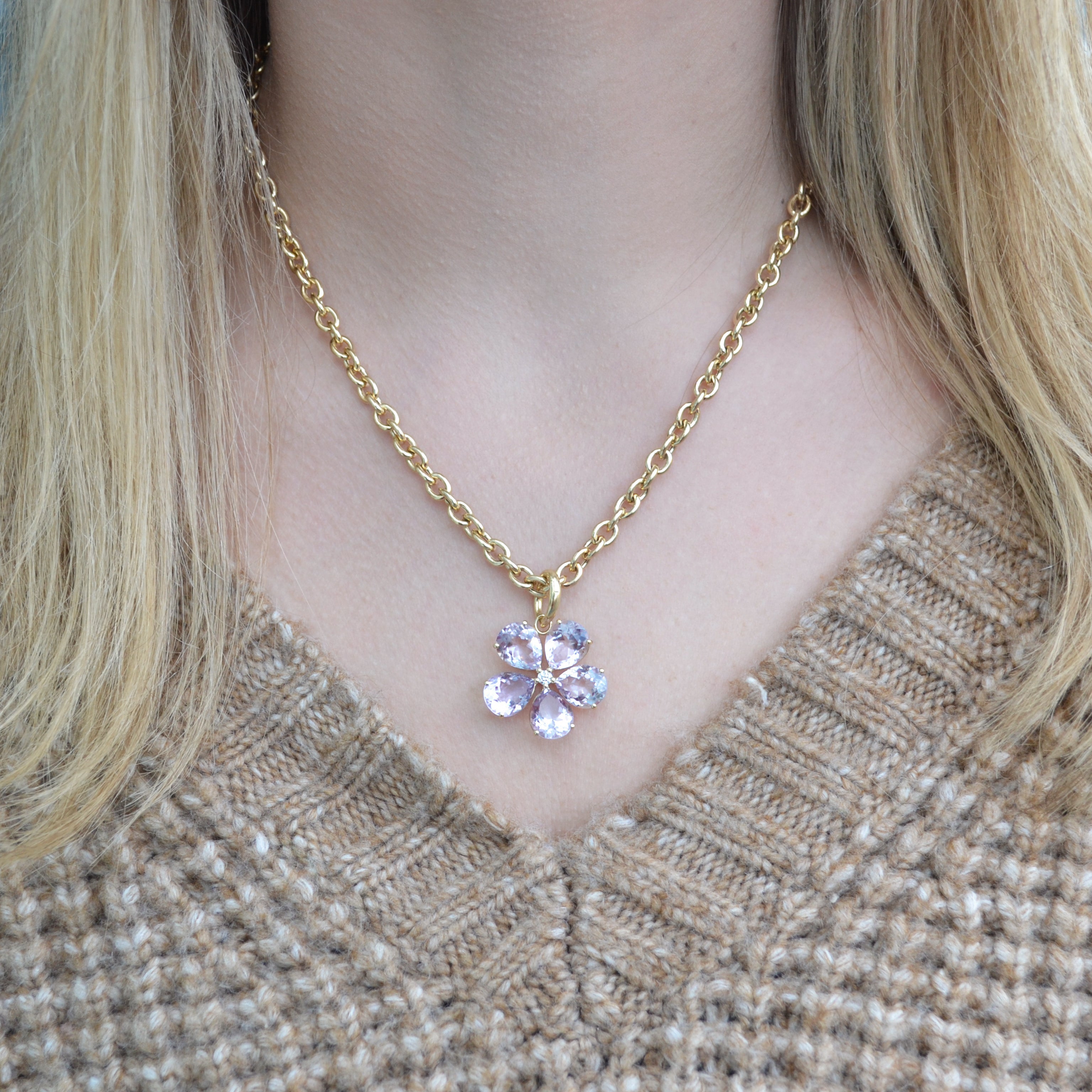 Fiori - Pendant with Rose de France and Diamond, 18k Yellow Gold