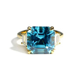 Party - One a Kind Cocktail Ring with Natural Blue Zircon and Diamonds, 18k Yellow Gold