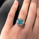 Party - One a Kind Cocktail Ring with Natural Blue Zircon and Diamonds, 18k Yellow Gold