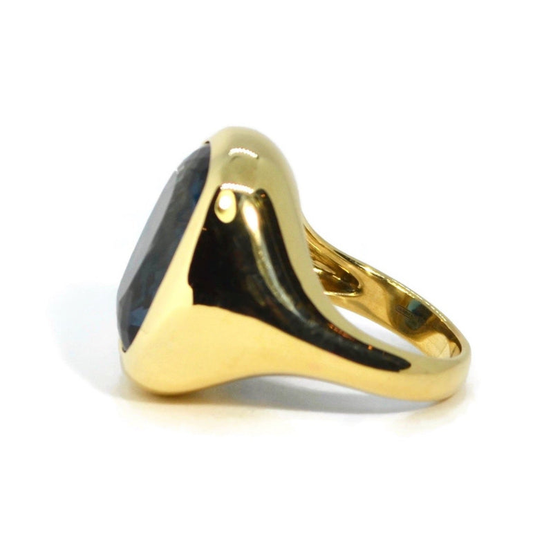a-furst-essential-cocktail-ring-london-blue-topaz-yellow-gold