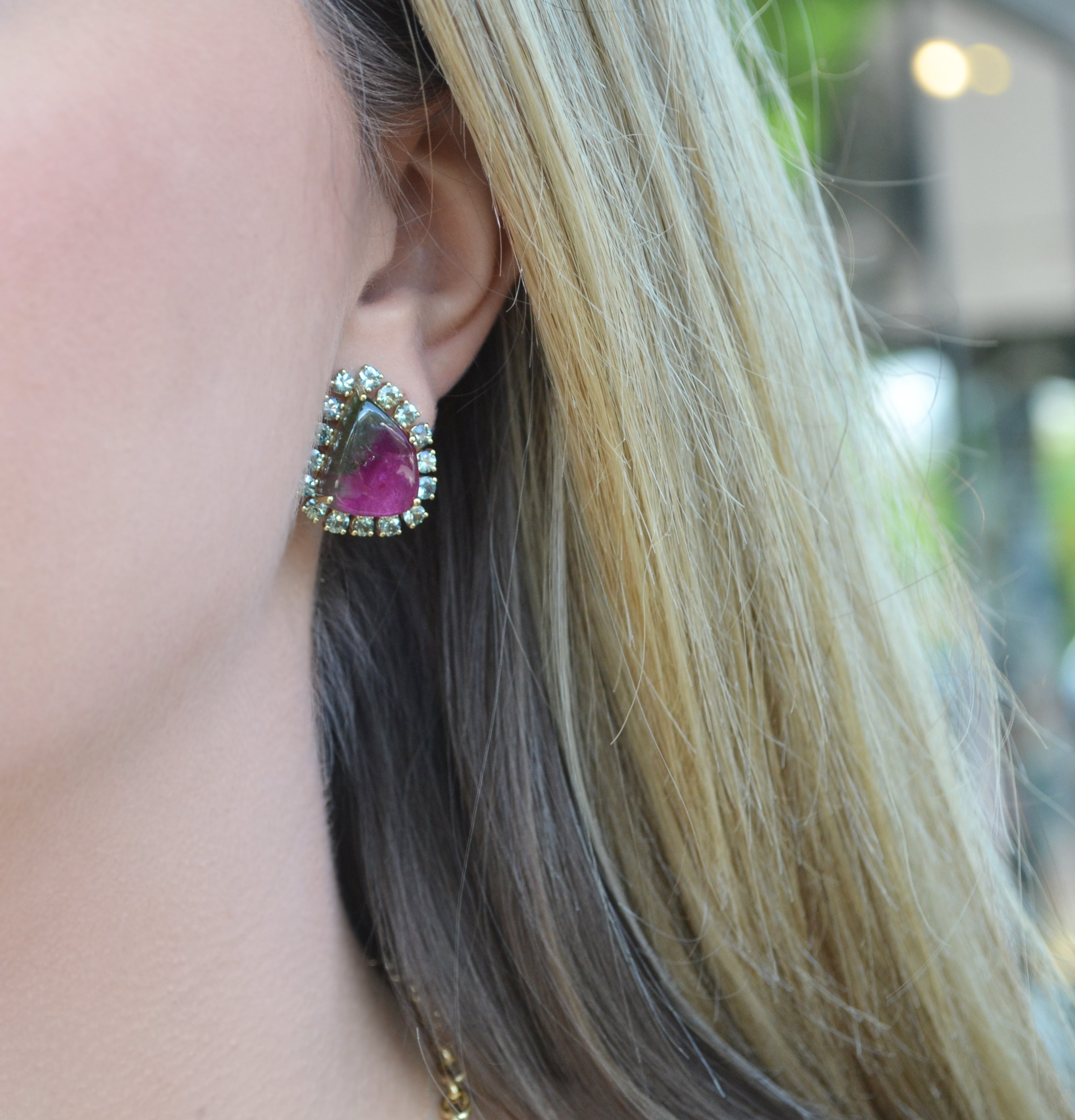 a-furst-sole-button-earrings-watermelon-tourmaline-gree-pink-sapphires-yellow-gold-O2017GTB4V4R