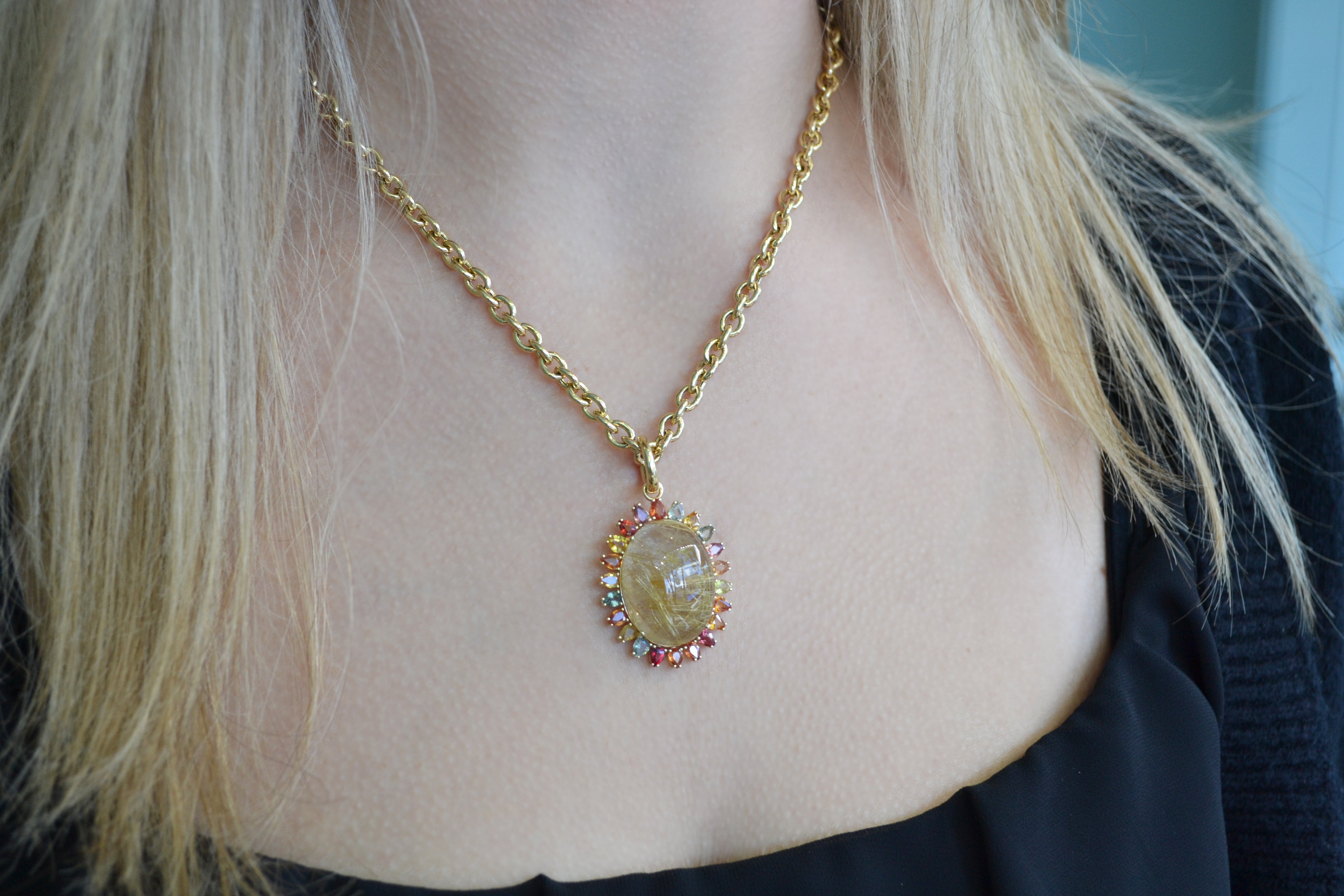 a-furst-sole-pendant-rutilated-quartz-multicolor-sapphires-18k-yellow-gold-D2022GQR4M