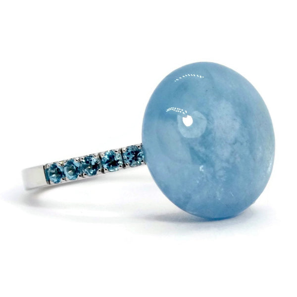 A-FURST-BONBON-RING-MILKY-AQUAMARINA-BLUE-TOPAZ-WHITE-GOLD-A1230BUH