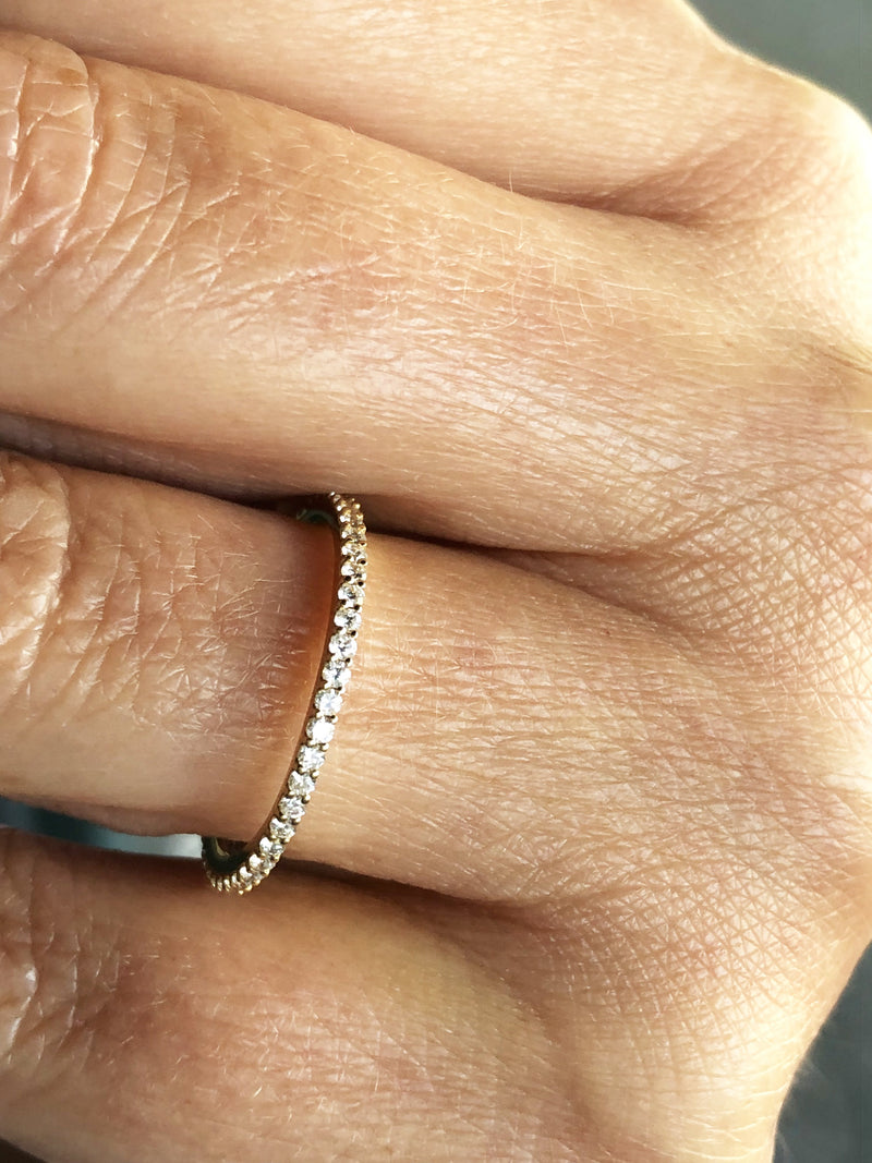 France - Eternity Band Ring with White Diamonds all around, 18k Yellow Gold