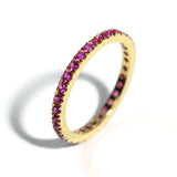 A & Furst - France Eternity Band Ring with Vivid Pink Sapphires all around, French-set, 18k Yellow Gold