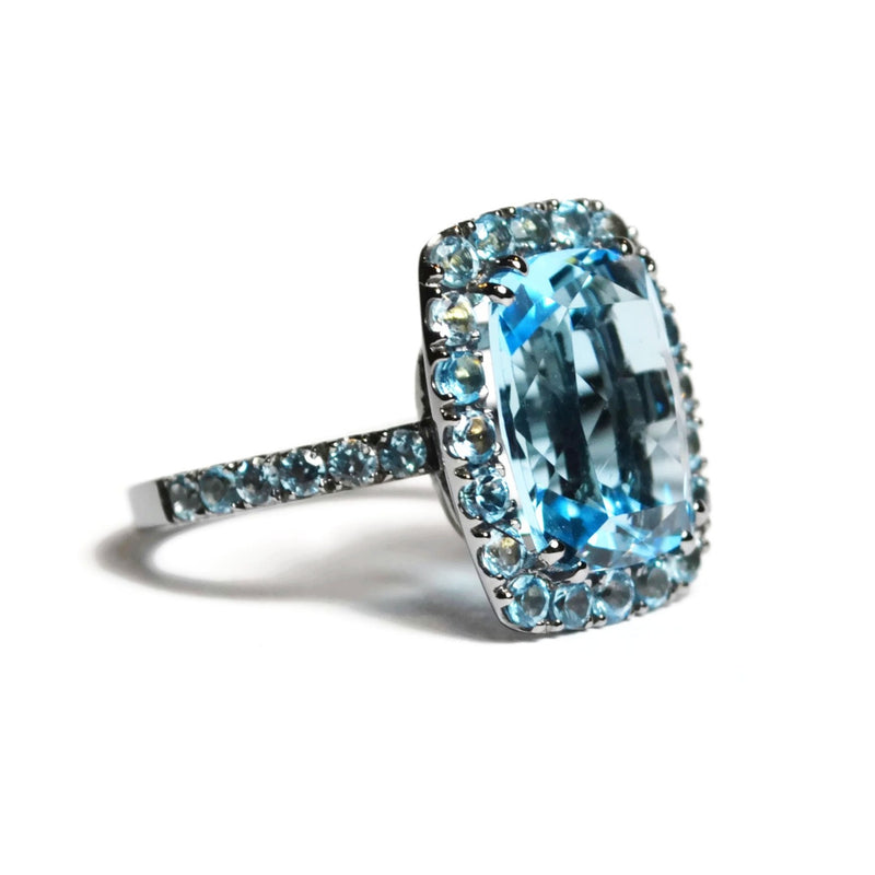 A-FURST-DYNAMITE-COCKTAIL-RING-BLUE-TOPAZ-BLACKENED-GOLD-A1301NUUU
