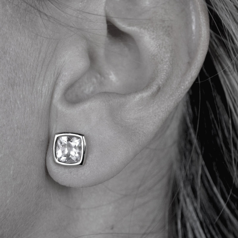 A-FURST-GAIA-STUD-EARRINGS-O1717_BW