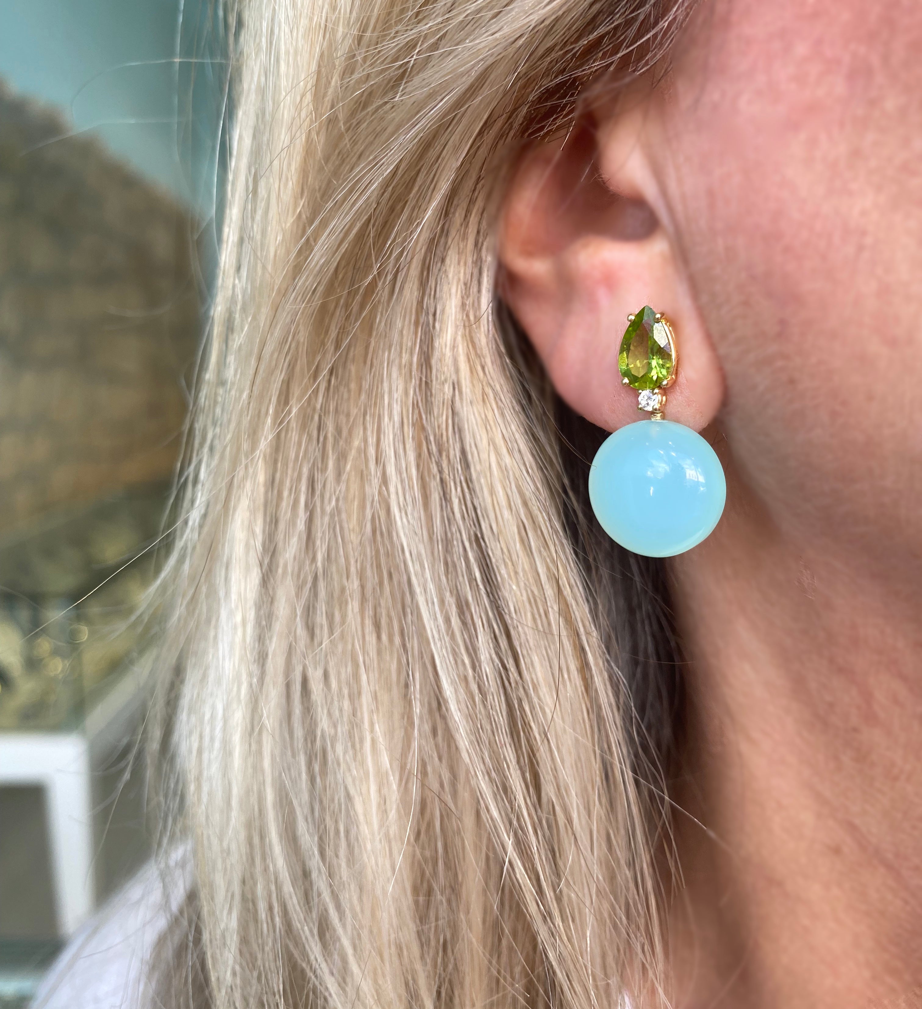 a-furst-bonbon-drop-earrings-peridot-green-aqua-chalcedony-O1200GOCV