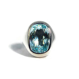 a-furst-essential-cocktail-ring-sky-blue-topaz-silver-yellow-gold-A1950SU
