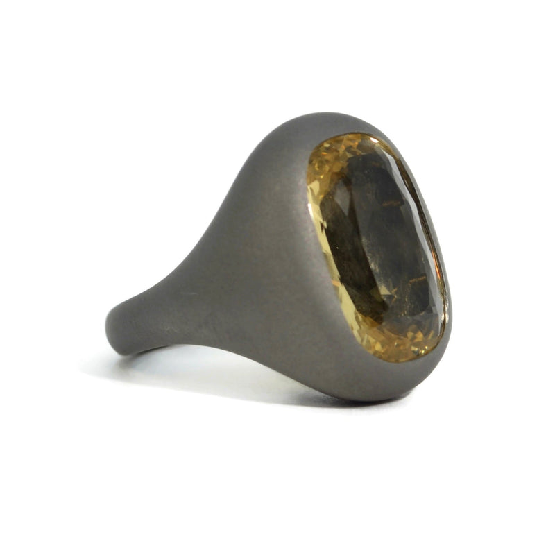 a-furst-essential-cocktail-ring-with-champagne-citrine-titanium-and-18k-yellow-gold