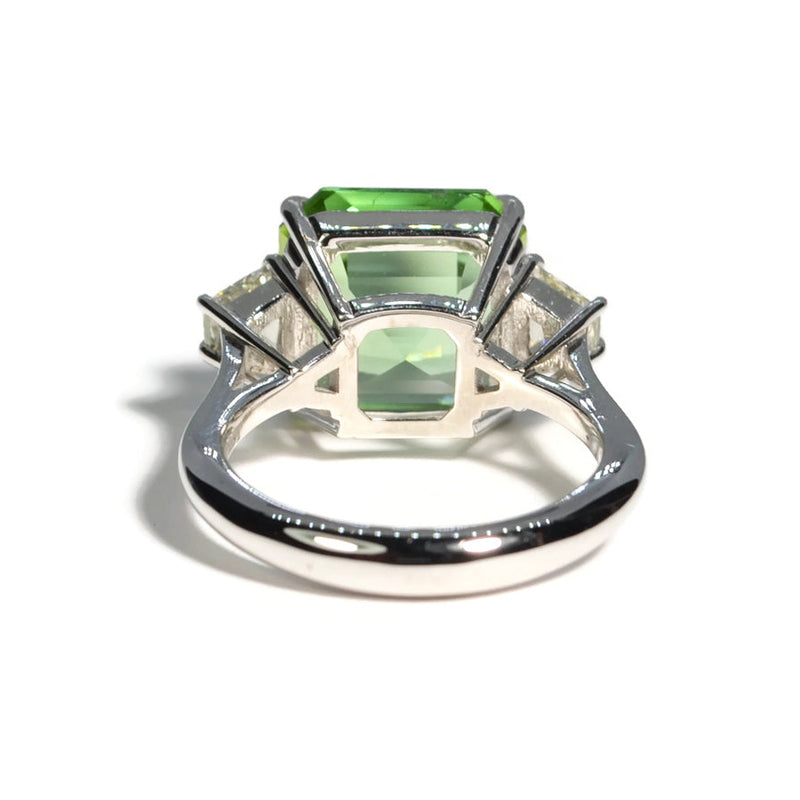 a-furst-party-cocktail-ring-green-tourmaline-diamonds-18k-white-gold-A1520BTV1
