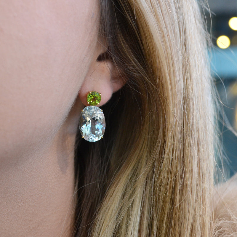 a-furst-party-drop-earrings-peridot-sky-blue-topaz-18k-yellow-gold-O1550GOU