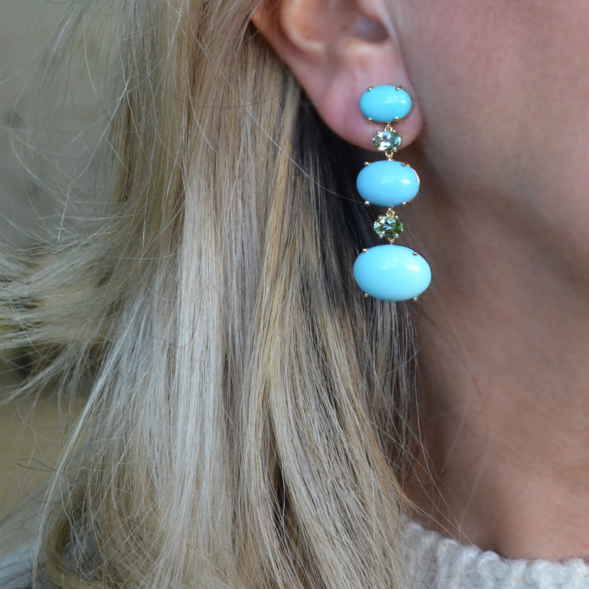 a-furst-sole-drop-earrings-arizona-turquoise-mint-tourmaline-18k-yellow-gold-O2073GTUTVM