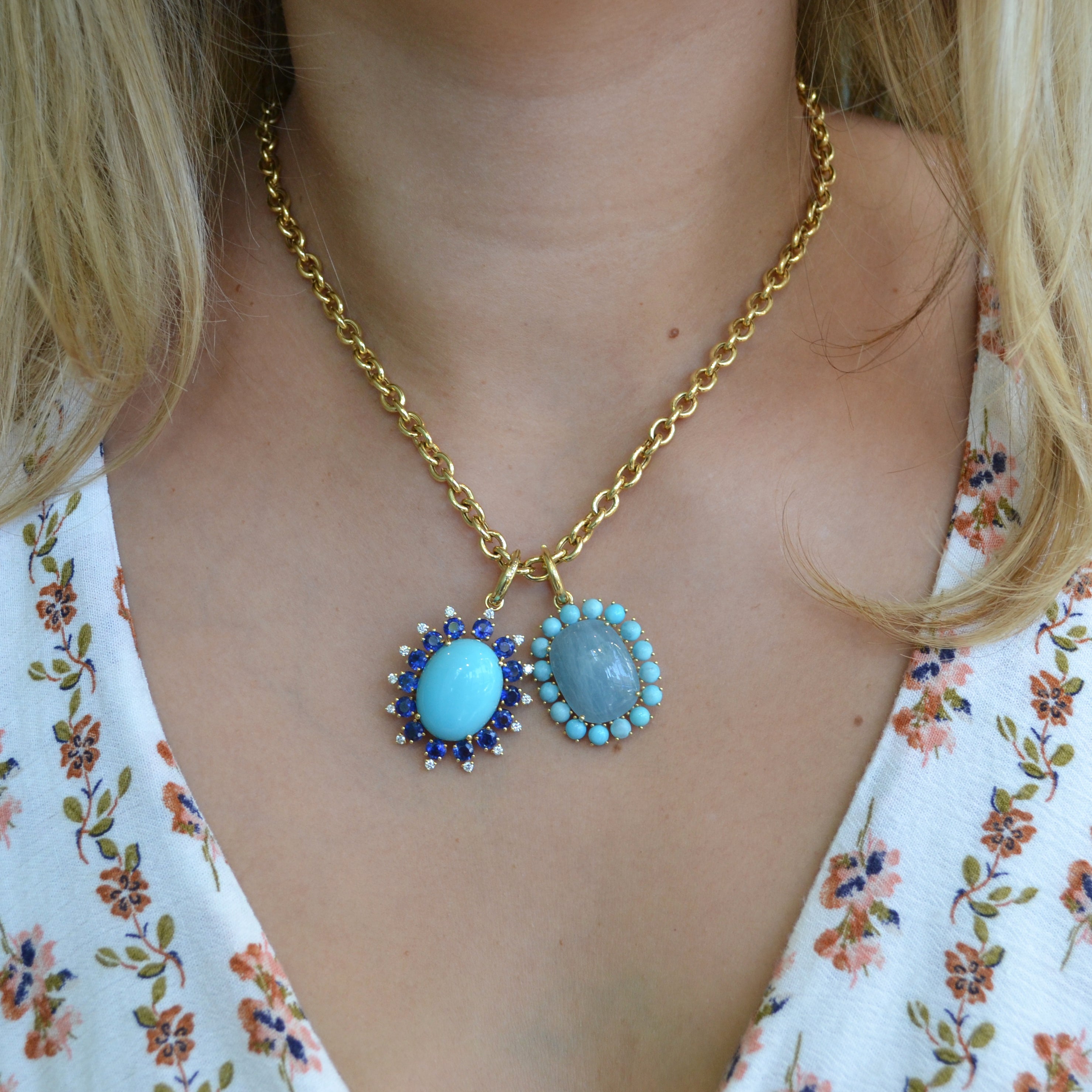 a-furst-sole-pendant-natural-arizona-turquoise-kyanite-18k-yellow-gold-D2056GTUKY1