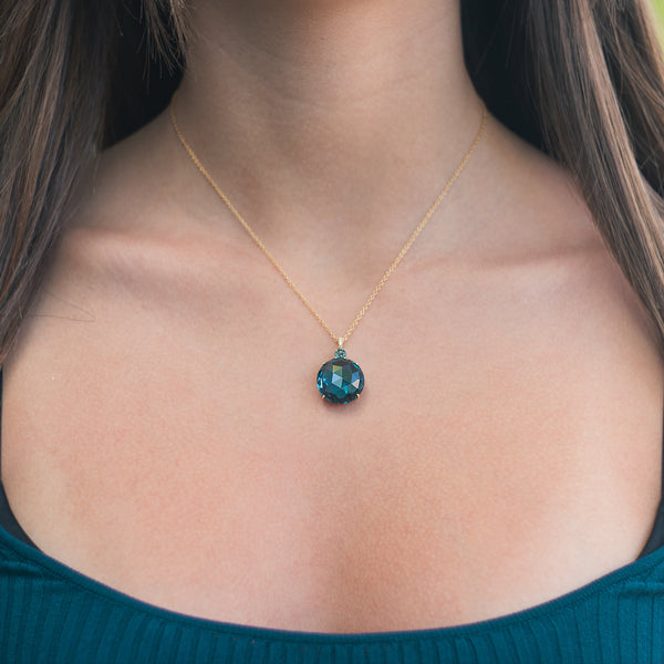 a_furst-lillies-necklace-london-blue-topaz-diamond-yellow-gold-E1400GULUL1